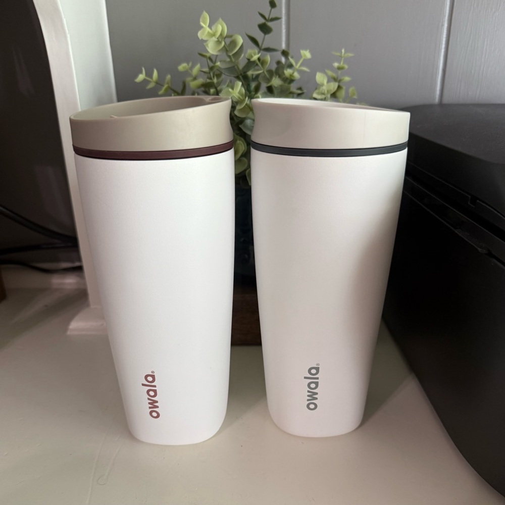 Owala White Travel Tumblers Set of 2.